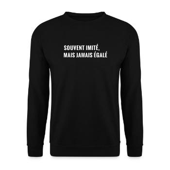 Souvent imité, mais jamais égalé. - Sweat-shirt Unisexe - noir - Devant - Alina (178cm) & Michal (187cm)
