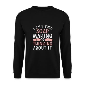 Seife Machen Oder Darüber Nachdenken - Unisex Pullover - Schwarz - Vorne - Alina (178cm) & Michal (187cm)