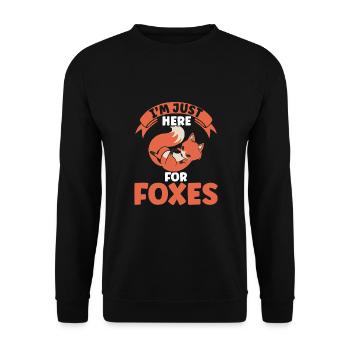 I'm only here for the foxes - Unisex Sweatshirt - black - Front - Alina (178cm) & Michal (187cm)