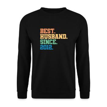 Bester Ehemann seit 2012, Geschenk zum 11-jährigen Jubiläum - Unisex Pullover - Schwarz - Vorne - Alina (178cm) & Michal (187cm)