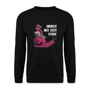 Immer mit der Ruhe vier Schnecken und Spruch - Unisex Pullover - Schwarz - Vorne - Alina (178cm) & Michal (187cm)