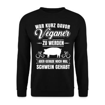 Anti Vegan noch mal Schwein gehabt Fleischfresser - Unisex Pullover - Schwarz - Vorne - Alina (178cm) & Michal (187cm)