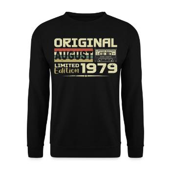August 1979 - Born August 1979 Built August 1979 - Unisex Sweatshirt - black - Front - Alina (178cm) & Michal (187cm)