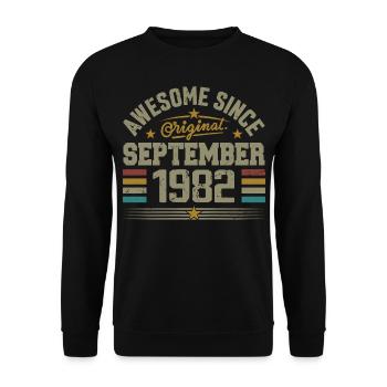 September 1982 Gift Built September 1982 - Unisex Sweatshirt - black - Front - Alina (178cm) & Michal (187cm)