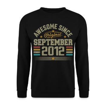 September 2012 Geschenk Gebaut im September 2012 - Unisex Pullover - Schwarz - Vorne - Alina (178cm) & Michal (187cm)