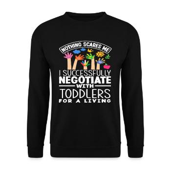 Nothing scares me, I negotiate successfully - Unisex Sweatshirt - black - Front - Alina (178cm) & Michal (187cm)