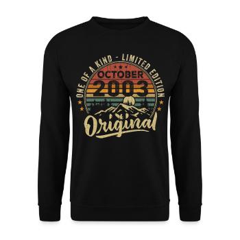 Birthday Gift | Vintage Born October 2003 - Unisex Sweatshirt - black - Front - Alina (178cm) & Michal (187cm)