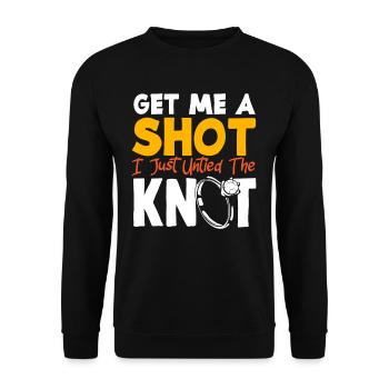 Get Me A Shot I Just Untied The Knot Scheidung - Unisex Pullover - Schwarz - Vorne - Alina (178cm) & Michal (187cm)