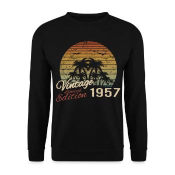 Vintage 1957 Geburtstagsgeschenk 1957 Retro 1957 - Unisex Pullover - Schwarz - Vorne - Alina (178cm) & Michal (187cm)