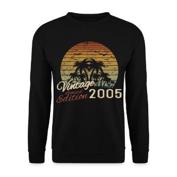 Jahrgang 2005 Geburtstagsgeschenk 2005 Retro 2005 - Unisex Pullover - Schwarz - Vorne - Alina (178cm) & Michal (187cm)
