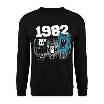 Jahrgang Jahrgang 1982 Geburtstagsgeschenk 1982 - Unisex Pullover - Schwarz - Vorne - Alina (178cm) & Michal (187cm)