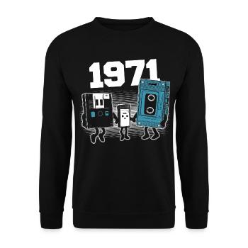 Vintage Born In 1971 Birthday Gift 1971 - Unisex Sweatshirt - black - Front - Alina (178cm) & Michal (187cm)
