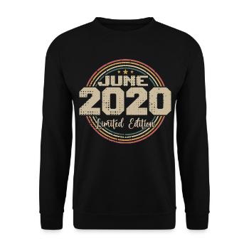 Born in June 2020 Birthday 12020 June 2020 June - Unisex Sweatshirt - black - Front - Alina (178cm) & Michal (187cm)