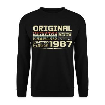 1987 - Die Legenden werden im September 1987 geboren - Unisex Pullover - Schwarz - Vorne - Alina (178cm) & Michal (187cm)