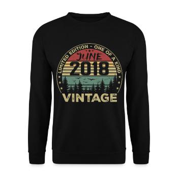 Gift June 2018 Birthday June 2018 June 2018 - Unisex Sweatshirt - black - Front - Alina (178cm) & Michal (187cm)
