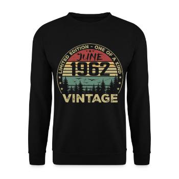 Cadeau Juin 1962 Anniversaire Juin 1962 Juin 1962 - Sweat-shirt Unisexe - noir - Devant - Alina (178cm) & Michal (187cm)