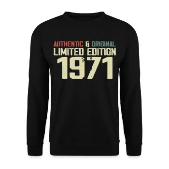 1971 Birthday Gift 1971 Vintage 1971 Retro - Unisex Sweatshirt - black - Front - Alina (178cm) & Michal (187cm)