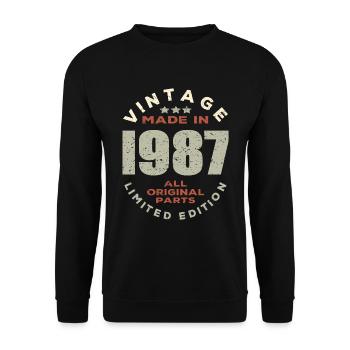 Vintage 1987 - Unisex Sweatshirt - black - Front - Alina (178cm) & Michal (187cm)