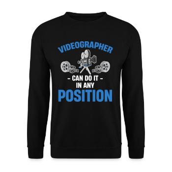 Videofilmer Können Es In Jeder Position Tun - Unisex Pullover - Schwarz - Vorne - Alina (178cm) & Michal (187cm)