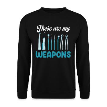 Das Sind Meine Waffen Lustige Dentalhygienikerin - Unisex Pullover - Schwarz - Vorne - Alina (178cm) & Michal (187cm)