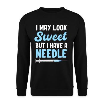 J’ai peut-être l’air mignonne, mais j’ai une aiguille - Sweat-shirt Unisexe - noir - Devant - Alina (178cm) & Michal (187cm)