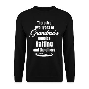 Es Gibt Zwei Arten Von Oma-hobbys: Rafting, - Unisex Pullover - Schwarz - Vorne - Alina (178cm) & Michal (187cm)