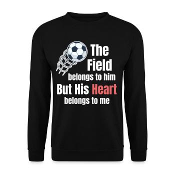 Das Feld Gehört Ihm, Aber Sein Herz Gehört Mir - Unisex Pullover - Schwarz - Vorne - Alina (178cm) & Michal (187cm)