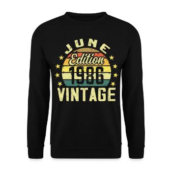 June 1986 June Retro June 1986 Birthday Gift - Unisex Sweatshirt - black - Front - Alina (178cm) & Michal (187cm)