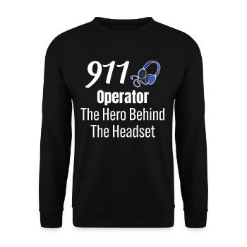 operator Der Held Hinter Dem Headset - Unisex Pullover - Schwarz - Vorne - Alina (178cm) & Michal (187cm)