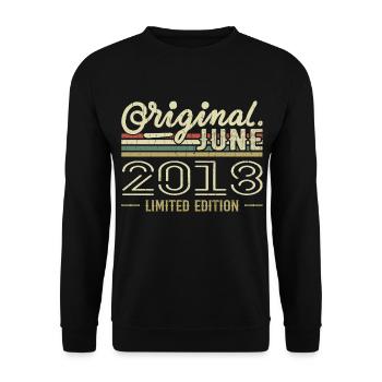 June 2018 Birthday June 2018 - Born in June 2018 - Unisex Sweatshirt - black - Front - Alina (178cm) & Michal (187cm)