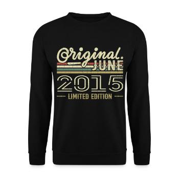 June 2015 Birthday June 2015 - Born in June 2015 - Unisex Sweatshirt - black - Front - Alina (178cm) & Michal (187cm)