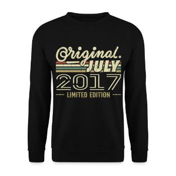 Juillet 2017 Original Cadeau Anniversaire 2017 - Sweat-shirt Unisexe - noir - Devant - Alina (178cm) & Michal (187cm)