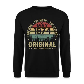 May 1974 51st Anniversary Gift May 1974 May 1974 - Unisex Sweatshirt - black - Front - Alina (178cm) & Michal (187cm)