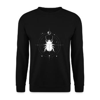 Kaefer im Weltall mit Mond und Sternen - Unisex Pullover - Schwarz - Vorne - Alina (178cm) & Michal (187cm)