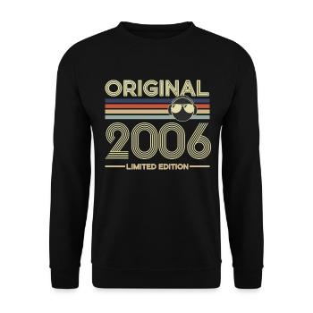 2006 - Unisex Pullover - Schwarz - Vorne - Alina (178cm) & Michal (187cm)