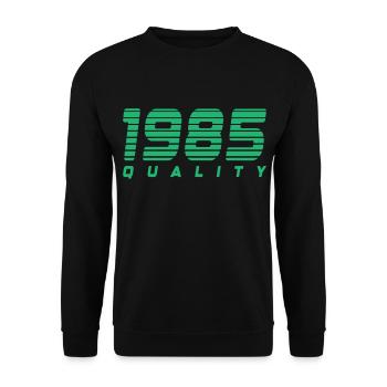 1985 quality | Farbe änderbar - Unisex Pullover - Schwarz - Vorne - Alina (178cm) & Michal (187cm)