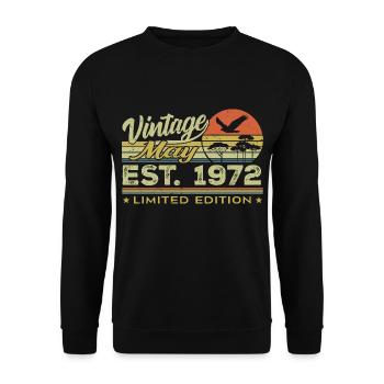 Birthday May 1972, born in May 1972 - May 1972 - Unisex Sweatshirt - black - Front - Alina (178cm) & Michal (187cm)