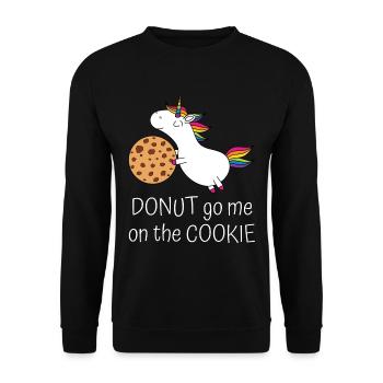 Unicorn biscuit saying donut go me on the cookie ws - Unisex Sweatshirt - black - Front - Alina (178cm) & Michal (187cm)
