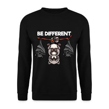 Be Different Waschbär und Fledermäuse - Unisex Pullover - Schwarz - Vorne - Alina (178cm) & Michal (187cm)