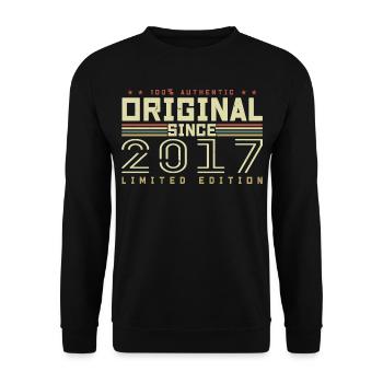 Original 2017 Birthday Gift 2017 Retro 2017 - Unisex Sweatshirt - black - Front - Alina (178cm) & Michal (187cm)