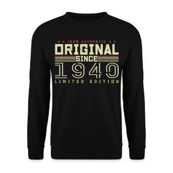 Original 1940er Jahre Geburtstagsgeschenk 1940er Jahre Retro 1940er Jahre - Unisex Pullover - Schwarz - Vorne - Alina (178cm) & Michal (187cm)