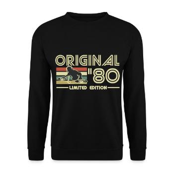 1980 - Unisex Pullover - Schwarz - Vorne - Alina (178cm) & Michal (187cm)
