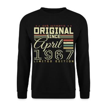 April 1967 Geburtstag April 1967 April 1967 - Unisex Pullover - Schwarz - Vorne - Alina (178cm) & Michal (187cm)