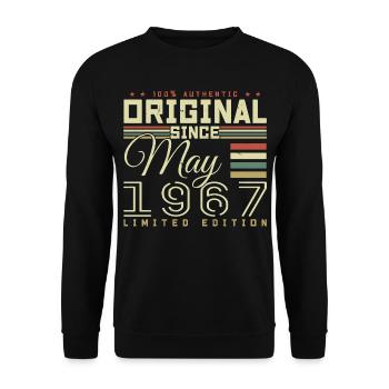 Cadeau Anniversaire Mai 1967, Gift May 1967 - Sweat-shirt Unisexe - noir - Devant - Alina (178cm) & Michal (187cm)
