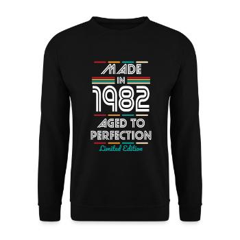 40th Birthday - Made in 1982 - Unisex Sweatshirt - black - Front - Alina (178cm) & Michal (187cm)