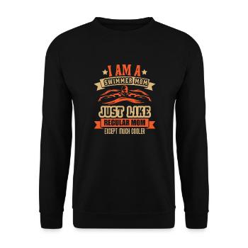I am a swimmer mom - Unisex Pullover - Schwarz - Vorne - Alina (178cm) & Michal (187cm)