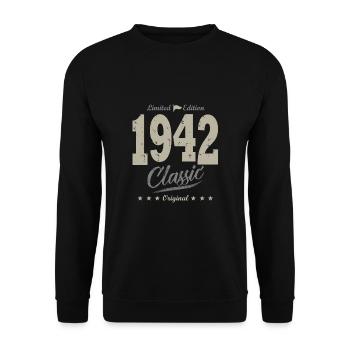 LIMITED EDITION 1942 Geburtstagsgeschenk 79 Jahre - Unisex Pullover - Schwarz - Vorne - Alina (178cm) & Michal (187cm)