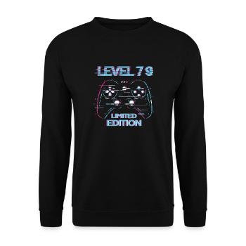 Birthday Level 79 Gaming Limited Edition Gamer - Unisex Sweatshirt - black - Front - Alina (178cm) & Michal (187cm)
