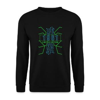 Birthday 1961 Gaming Limited Edition Gamer - Unisex Sweatshirt - black - Front - Alina (178cm) & Michal (187cm)
