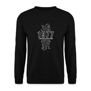 Geburtstag 1977 Gaming Limited Edition Gamer - Unisex Pullover - Schwarz - Vorne - Alina (178cm) & Michal (187cm)